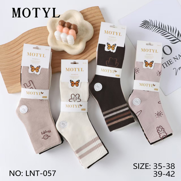 Skarpety damskie Roz 35-42, Mix kolor Paczka 40 szt